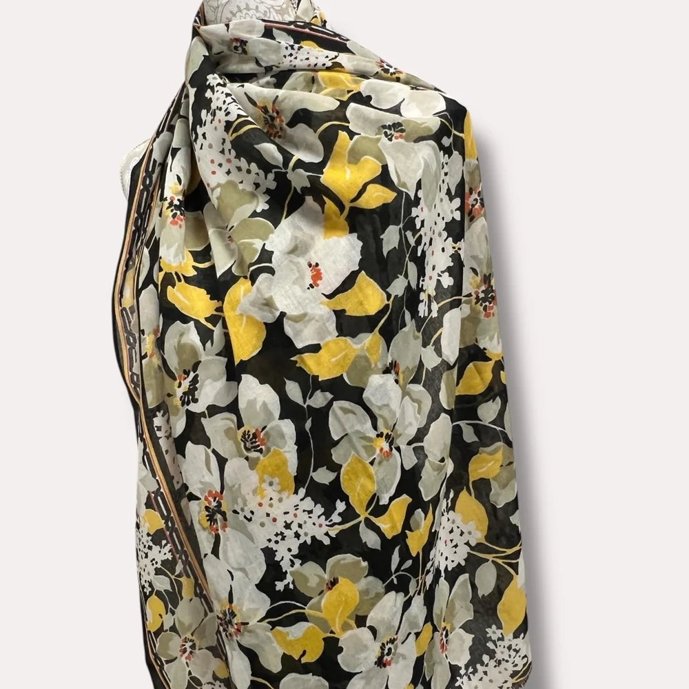 Vera Bradley beautiful vera